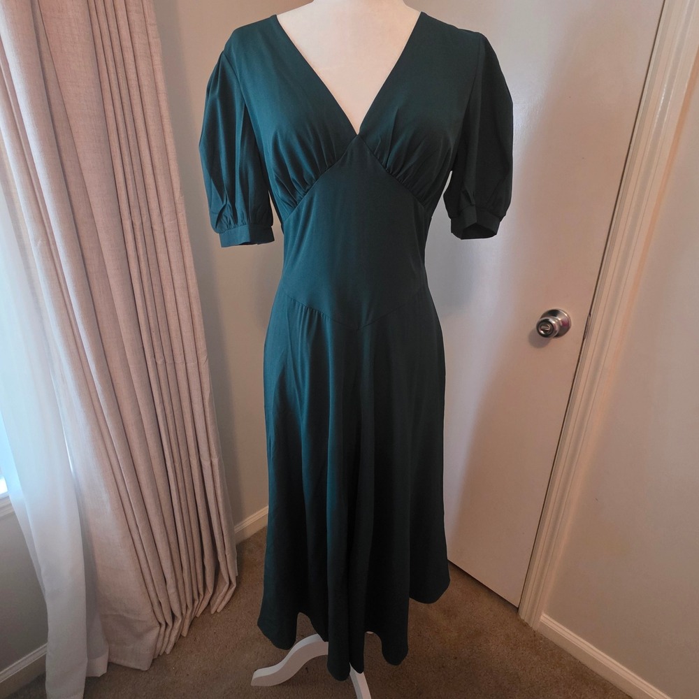 RIHOAS Dress NWT Satin Green Long Midi Sorority Wedding Autumn Homecoming Small - Picture 2 of 12